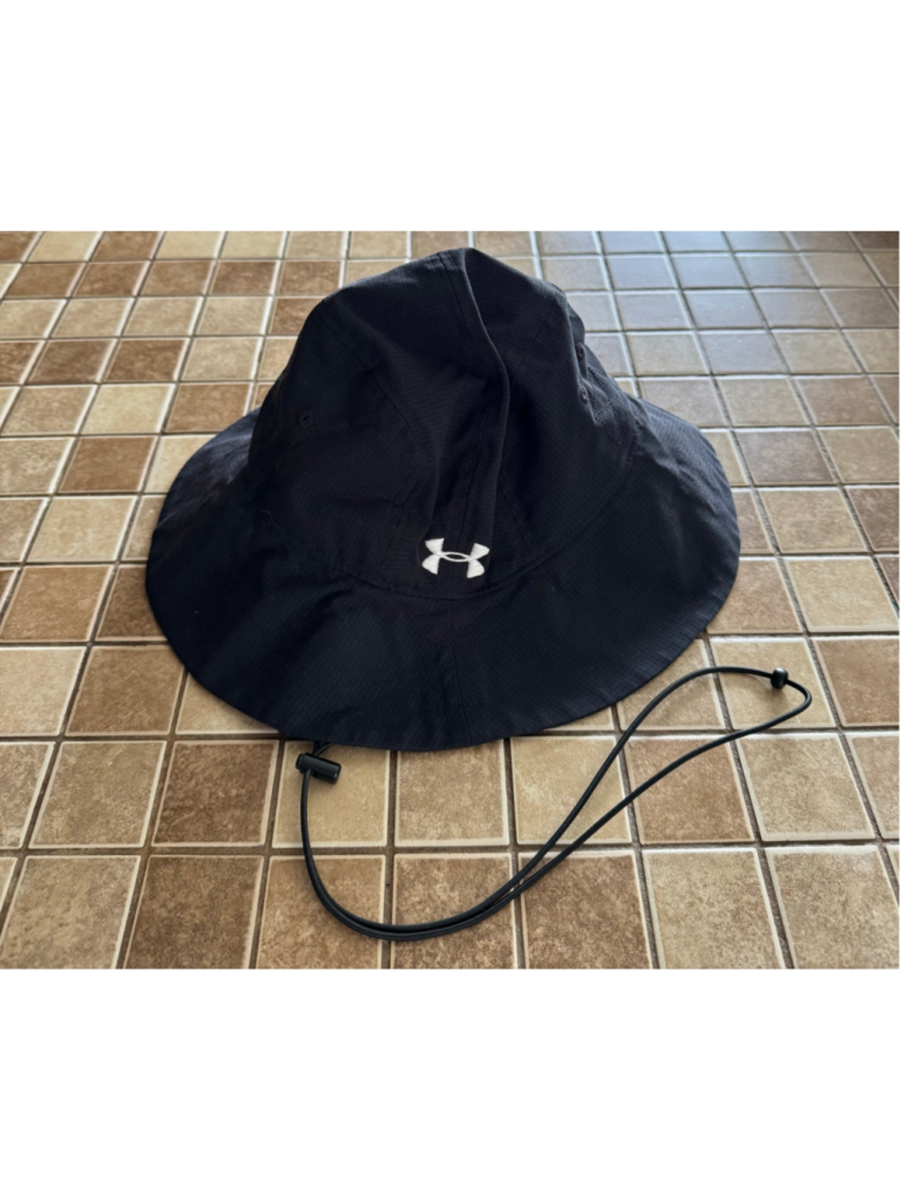 Women's Under Armour Black White Bucket Hat One Size